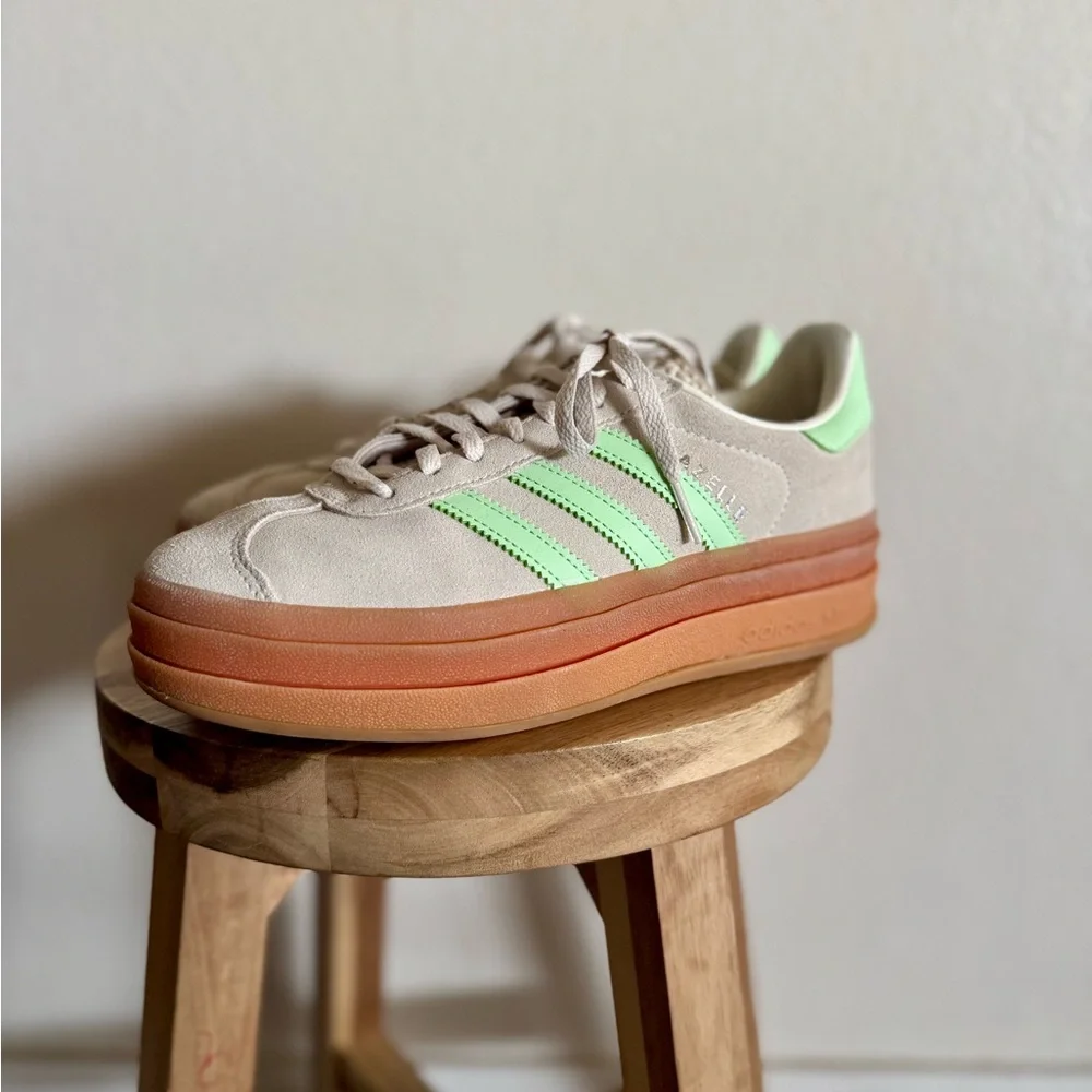 Adidas Gazelle Bold Sneaker in Mint & Beige - Picture 7 of 7